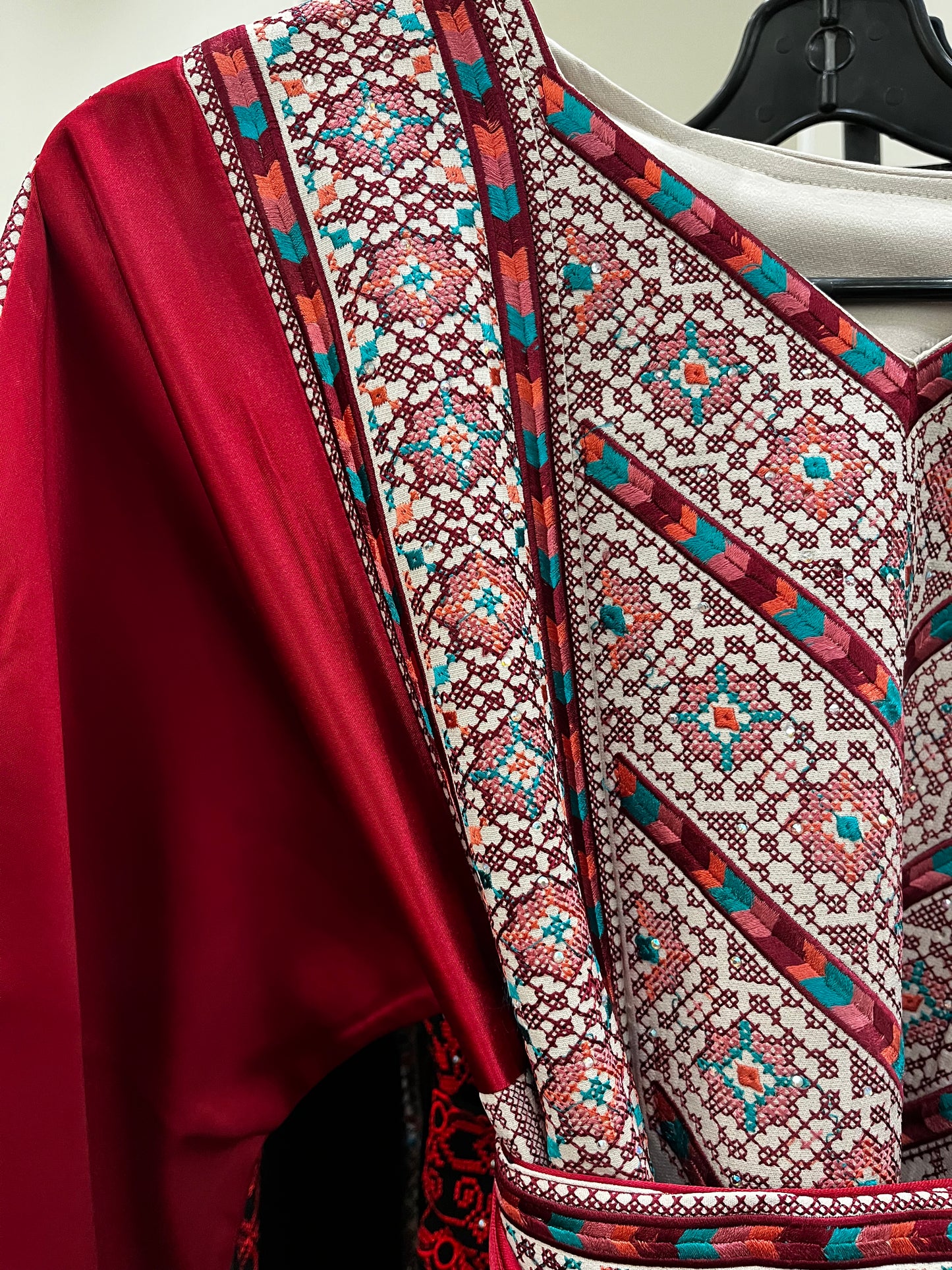 Nabuls Thobe - Burgundy and Beige Traditional Full tatreez back and front Thobe (No veil)