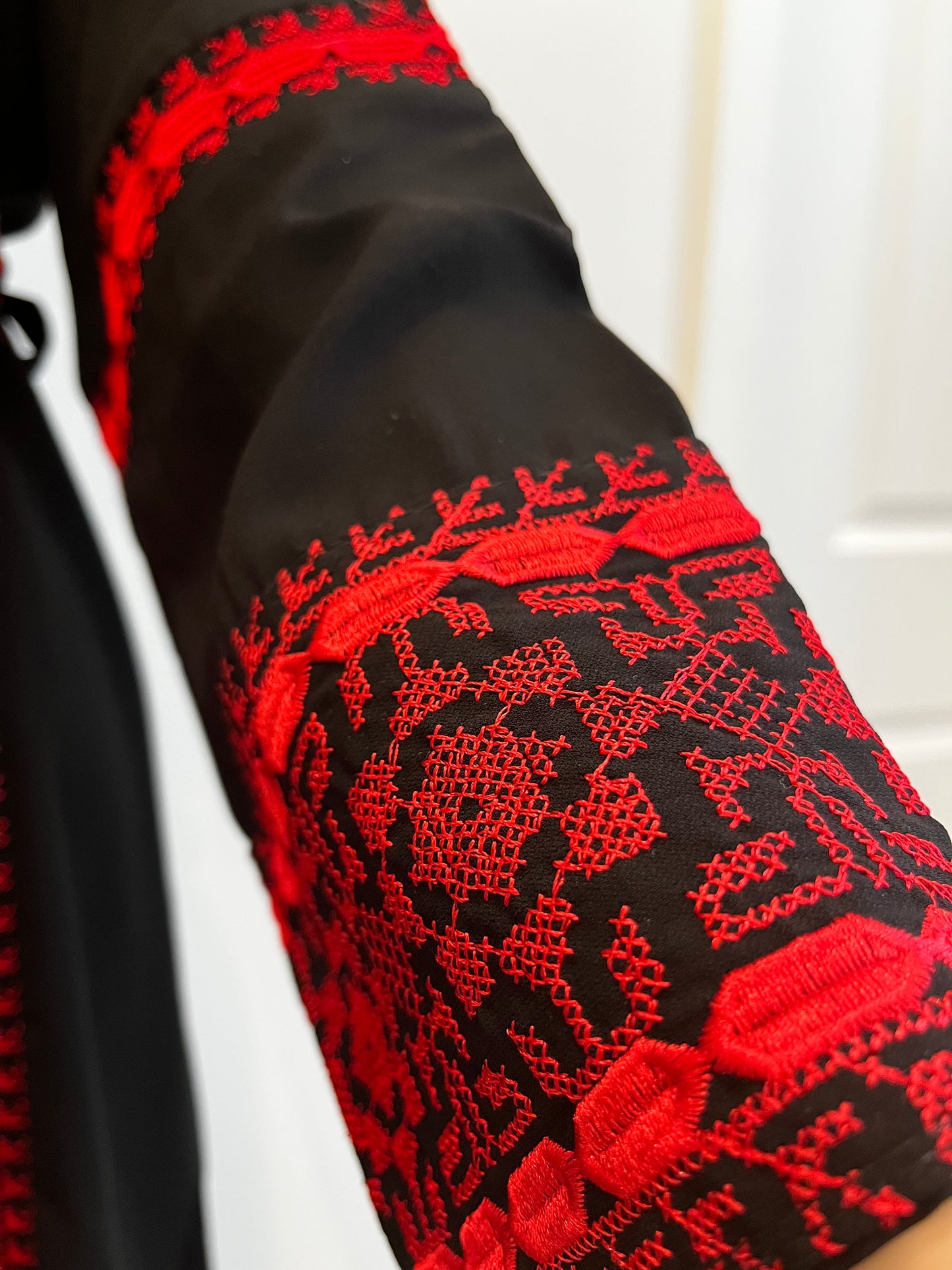 Salma Thobe Red & Black Traditional Thobe dress (Embroidered Tatreez Palestinian Jordanian Thobe)