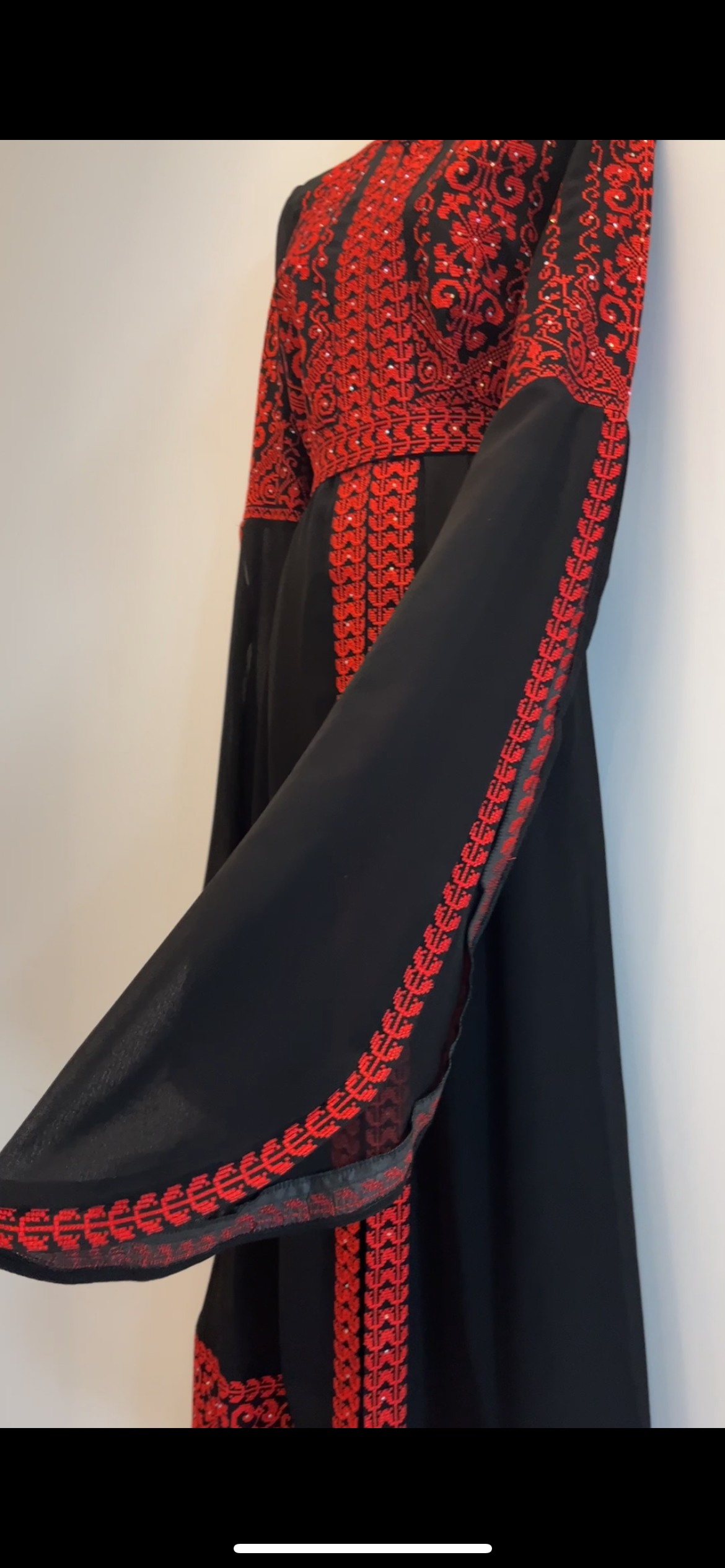 Extra Long Sleeves Full Top Embroidery & Zipper Thobe (3 pieces) - Al Gaza Thobe