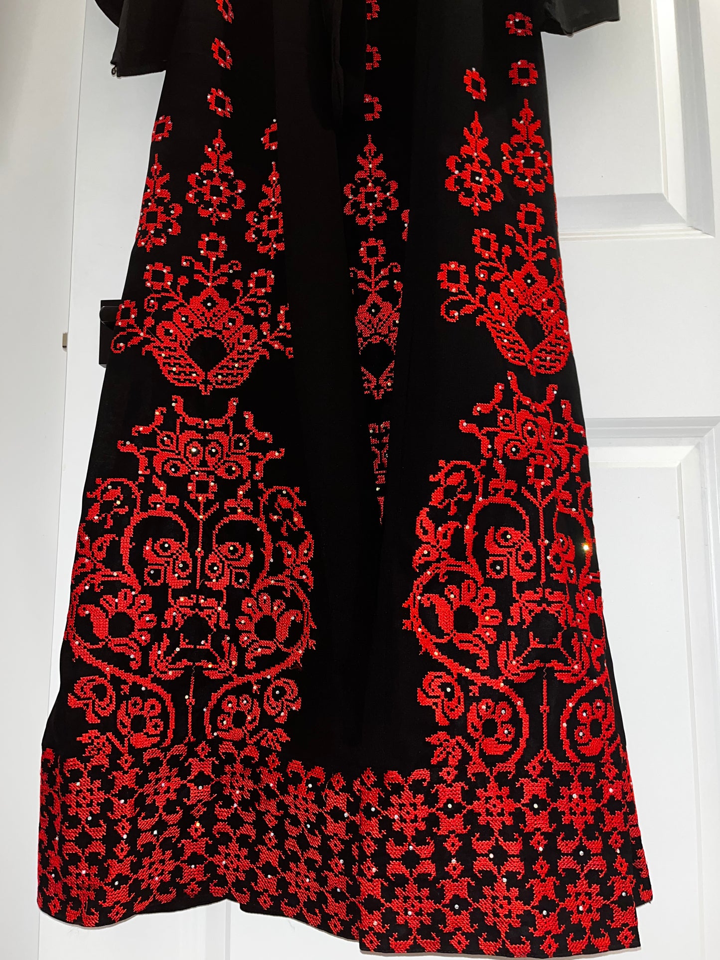 Black Essence with Red Stitch: Modern Thobe