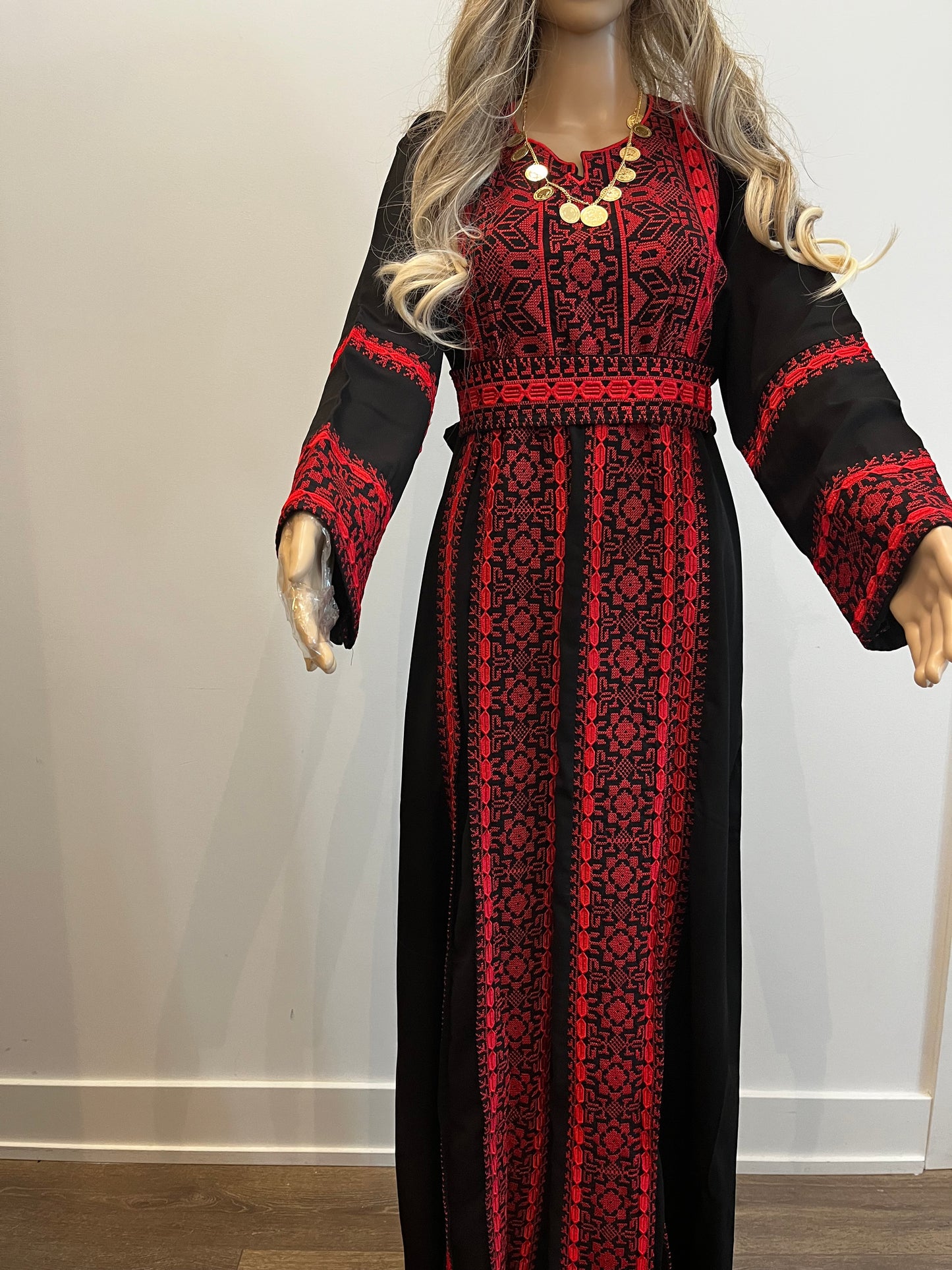 Salma Thobe Red & Black Traditional Thobe dress (Embroidered Tatreez Palestinian Jordanian Thobe)