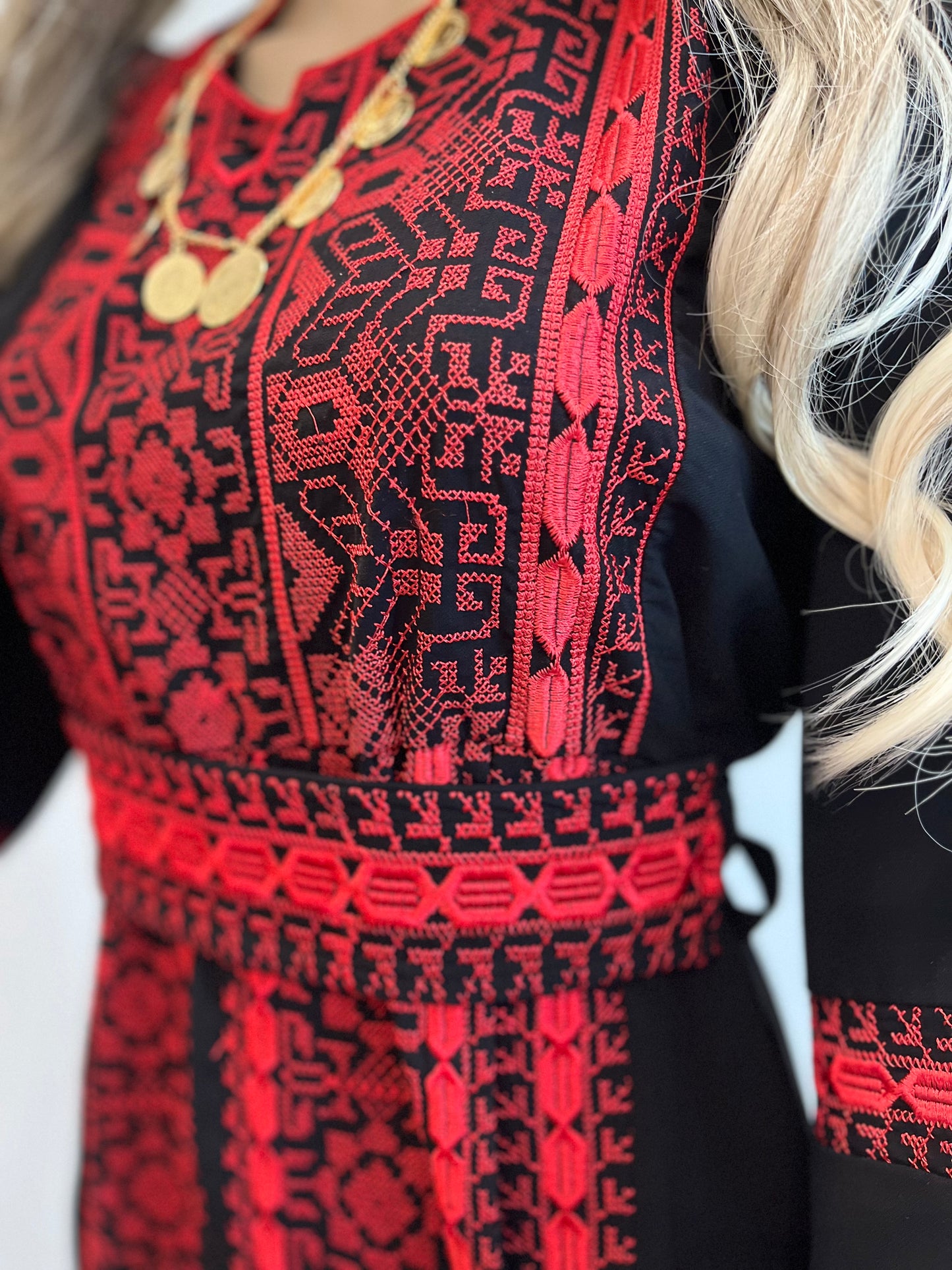 Salma Thobe Red & Black Traditional Thobe dress (Embroidered Tatreez Palestinian Jordanian Thobe)