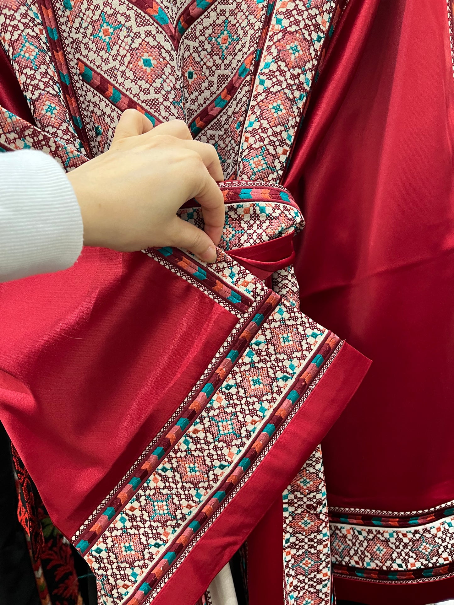 Nabuls Thobe - Burgundy and Beige Traditional Full tatreez back and front Thobe (No veil)