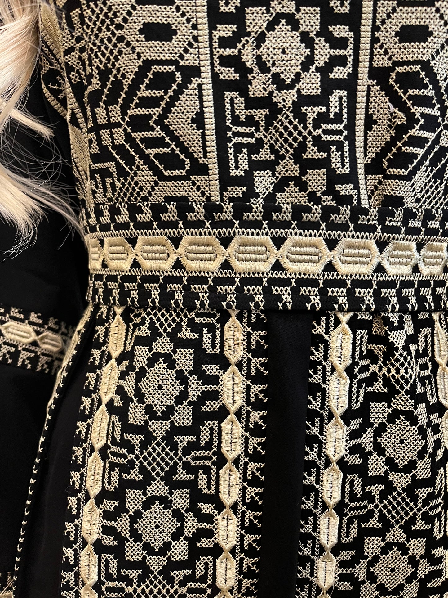 Salma Thobe Beige & Black Traditional Thobe dress (Embroidered Tatreez Palestinian Jordanian Thobe)