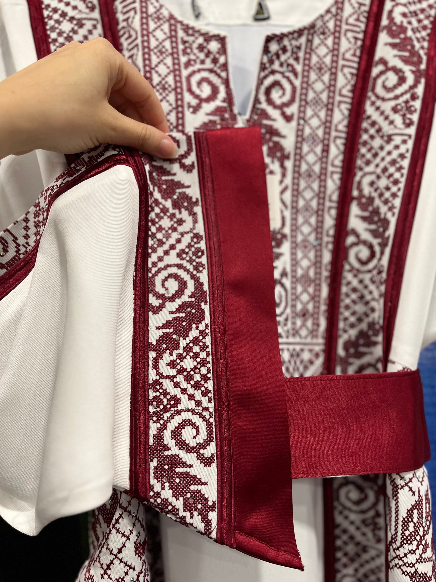 Jenin Thobe - White and Red traditional Bridal Thobe  (Embroidered Tatreez Palestinian Jordanian Thobe)