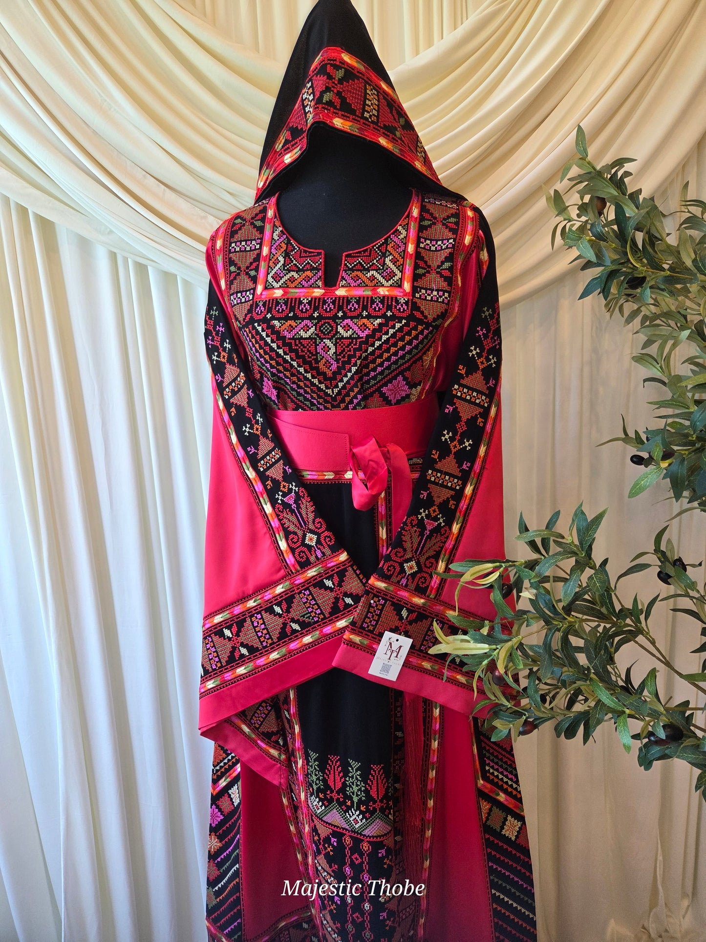 The Ella Thobe -  Black & Red Diamond Traditional Full Tatreez Back and Front Thobe With Matching Head Veil