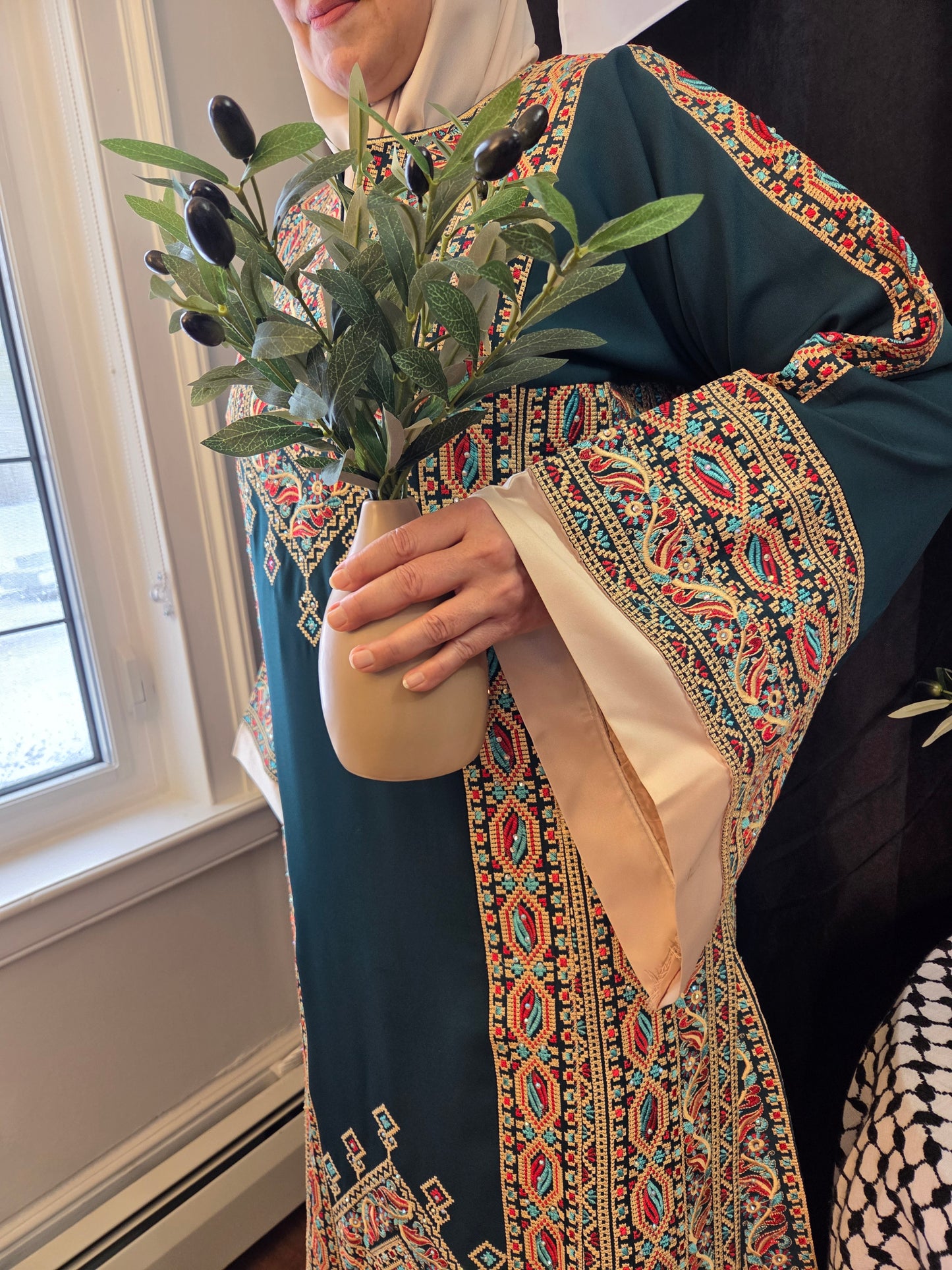 Fayrous Thobe Traditional Full Tatreez Back and Front Thobe