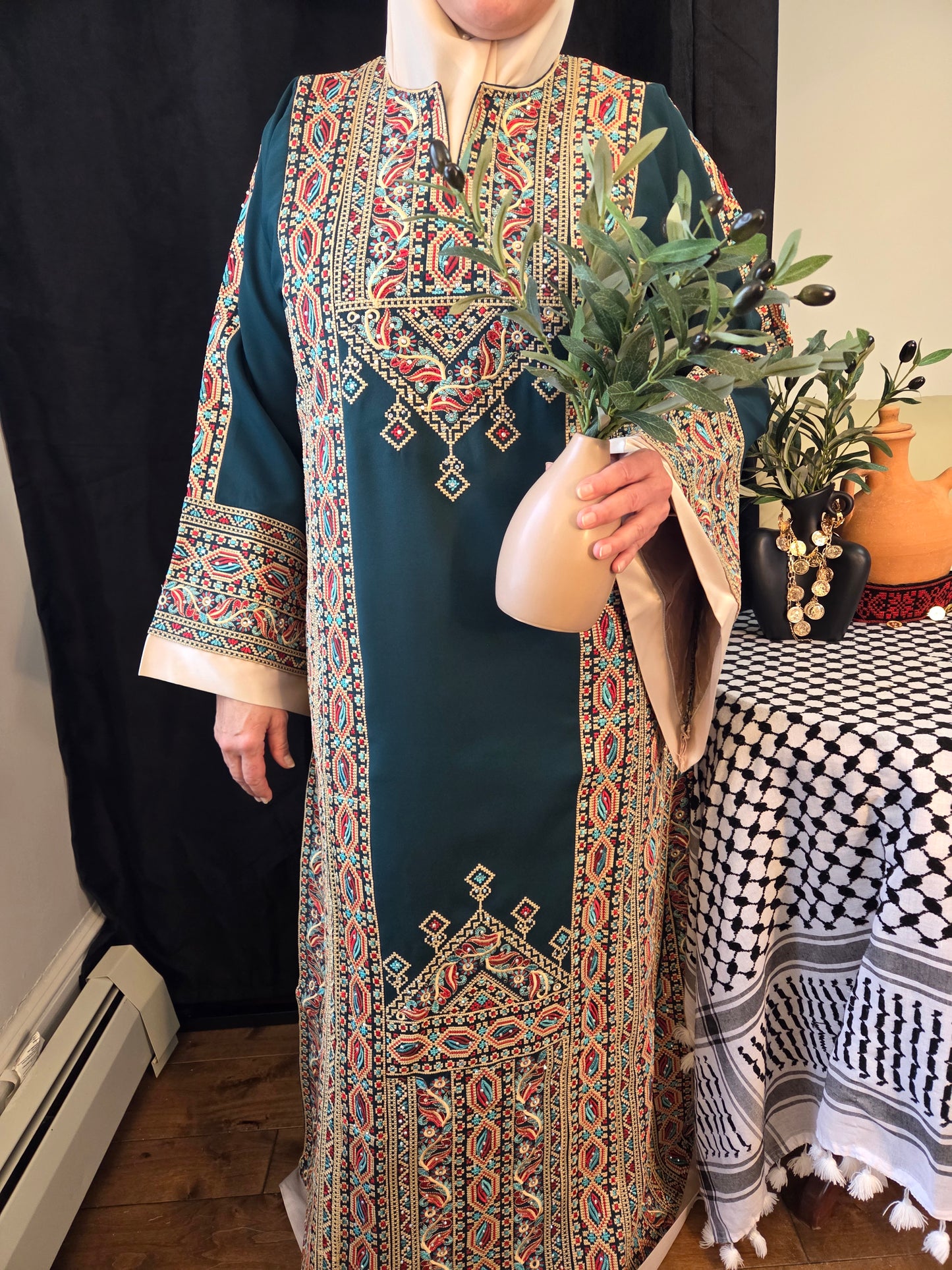 Fayrous Thobe Traditional Full Tatreez Back and Front Thobe