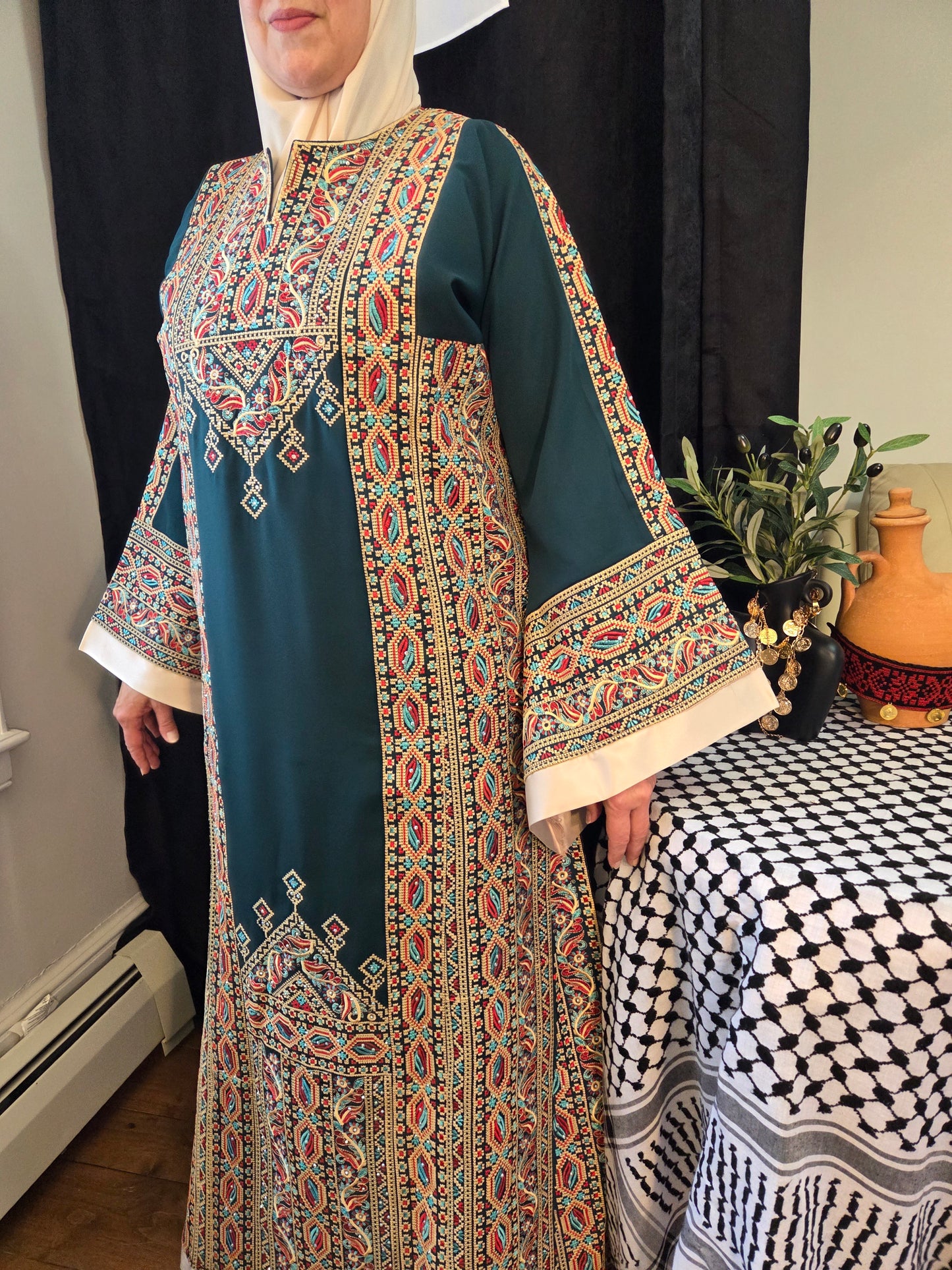 Fayrous Thobe Traditional Full Tatreez Back and Front Thobe