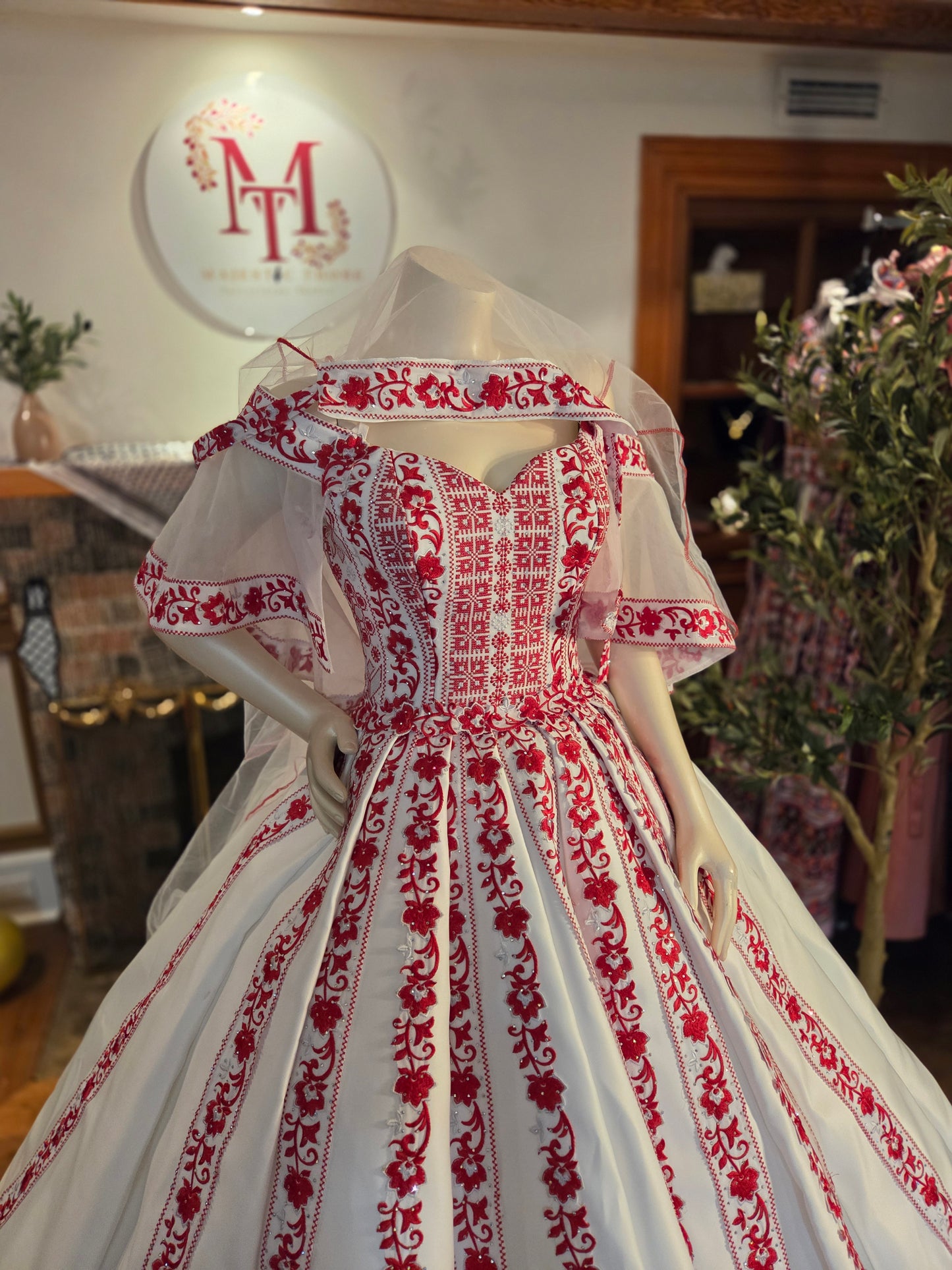 'The Haya Bridal Red & White Wedding Thobe/Gown