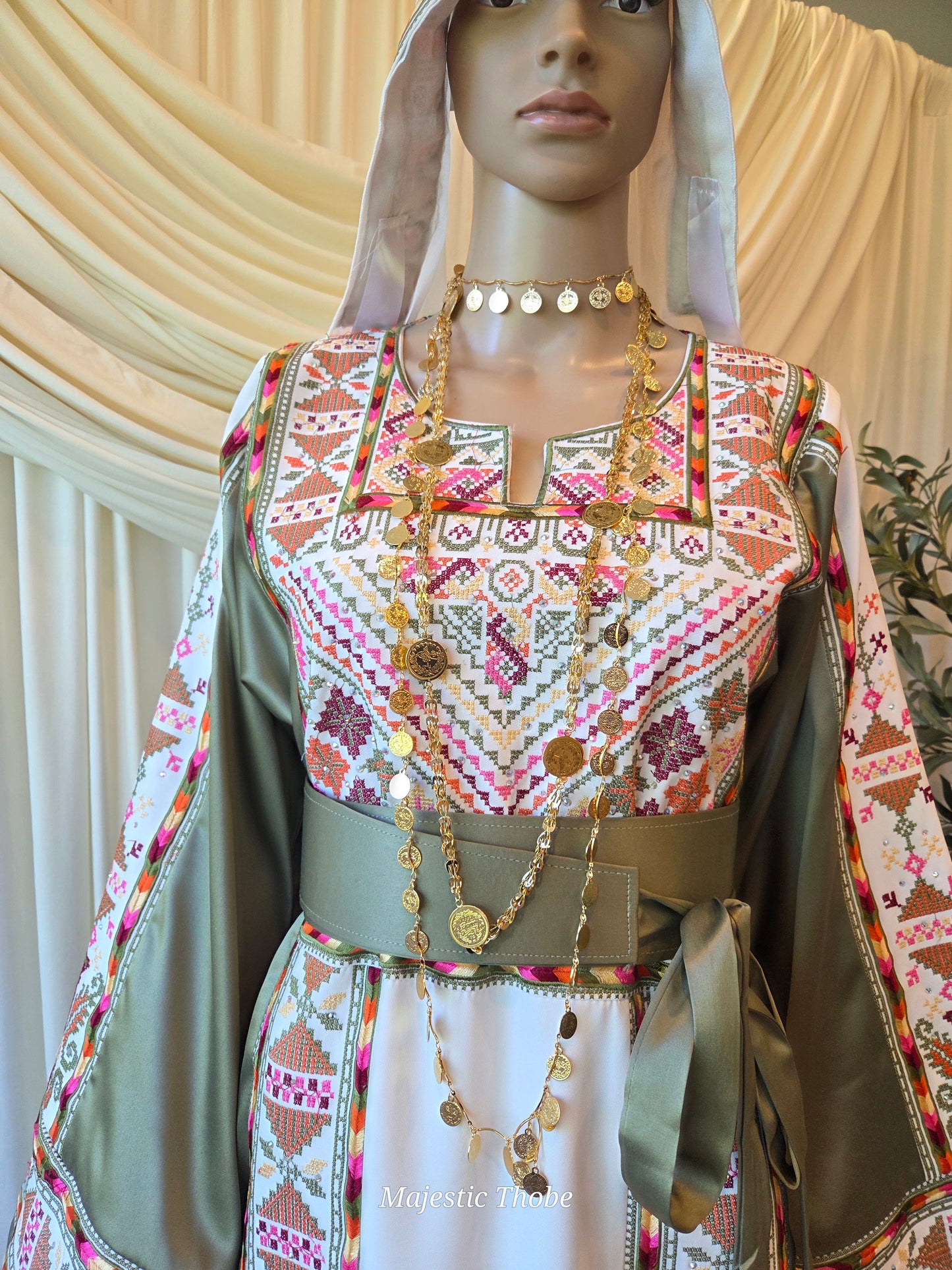 The Ella Thobe -  Green & White Diamond Traditional Full Tatreez Back and Front Thobe With Matching Head Veil