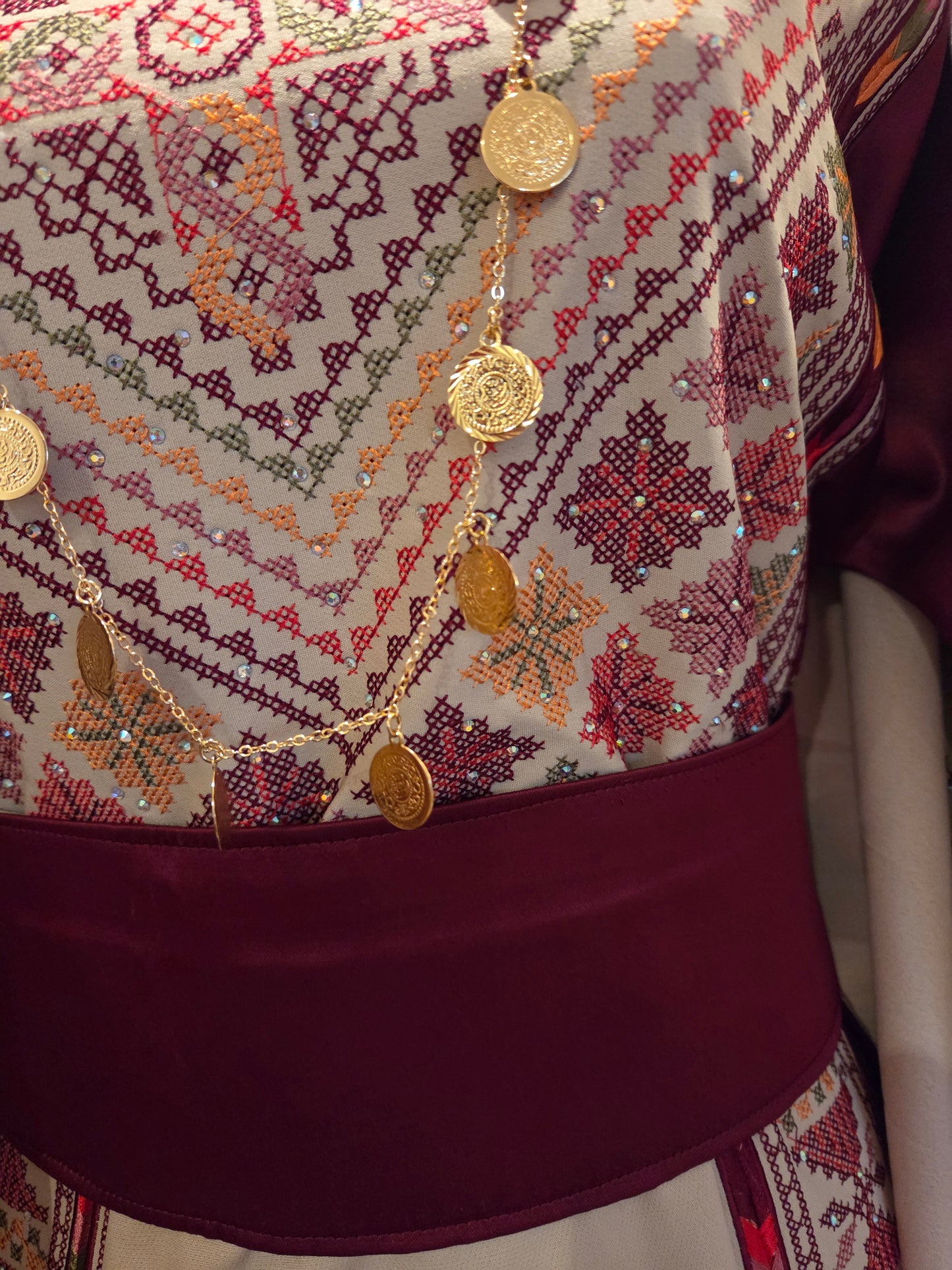 Ella Thobe Bridal Diamond Traditional Full tatreez back and front Thobe With Matching head Veil