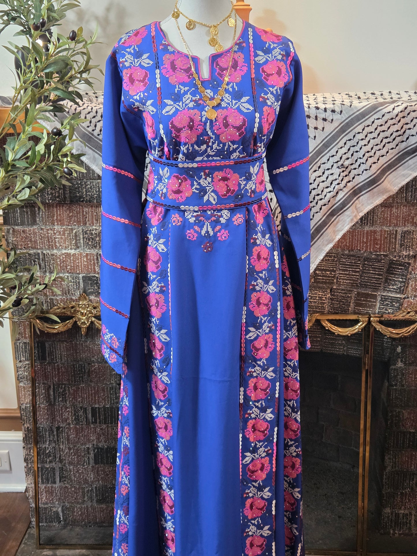 Warda Thobe - Full Blue Traditional Full Tatreez Back and Front With Satin Thobe