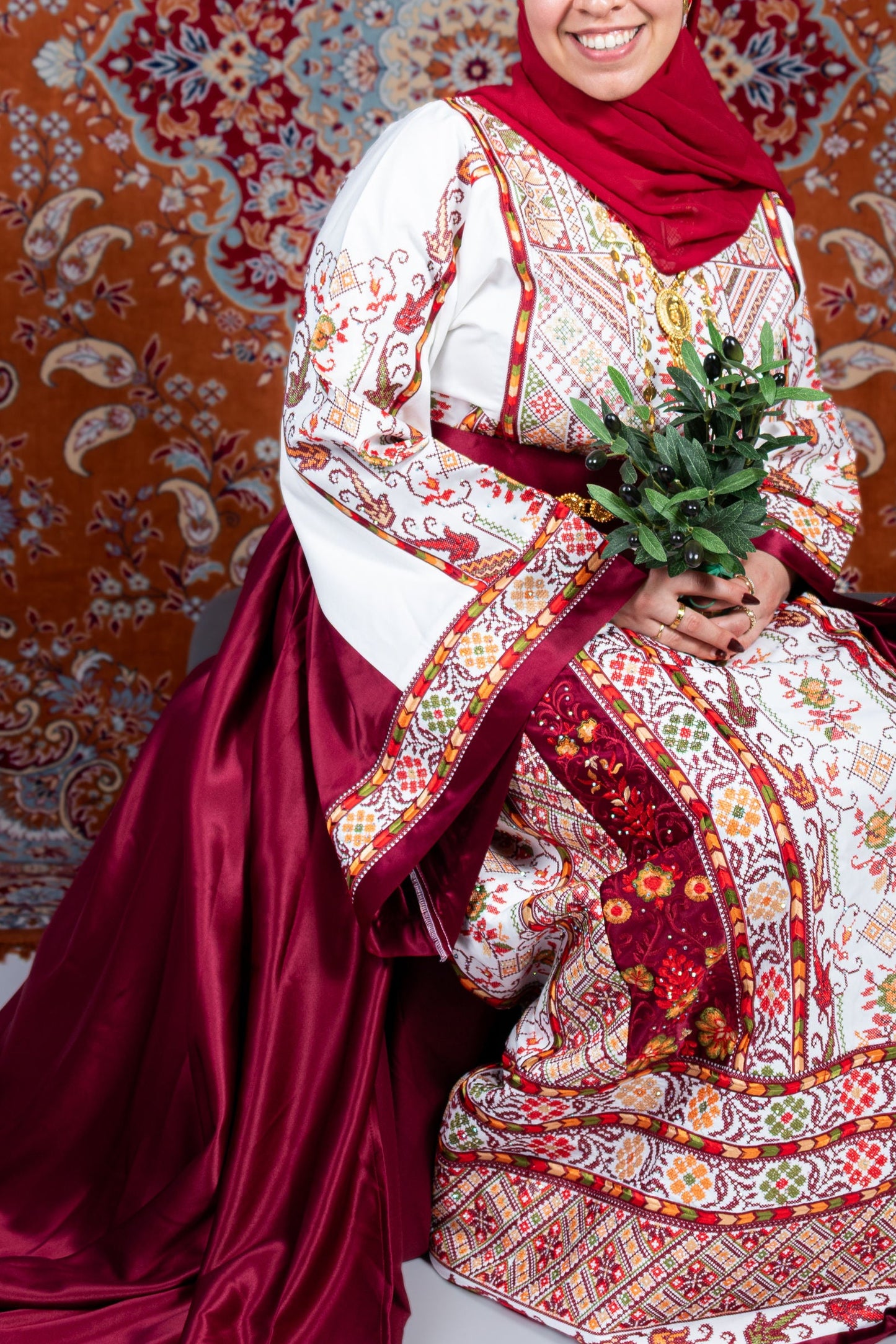 The Lamees Thobe - Bridal White and Burgundy Traditional Full tatreez Back and Front Thobe With Matching Head Veil