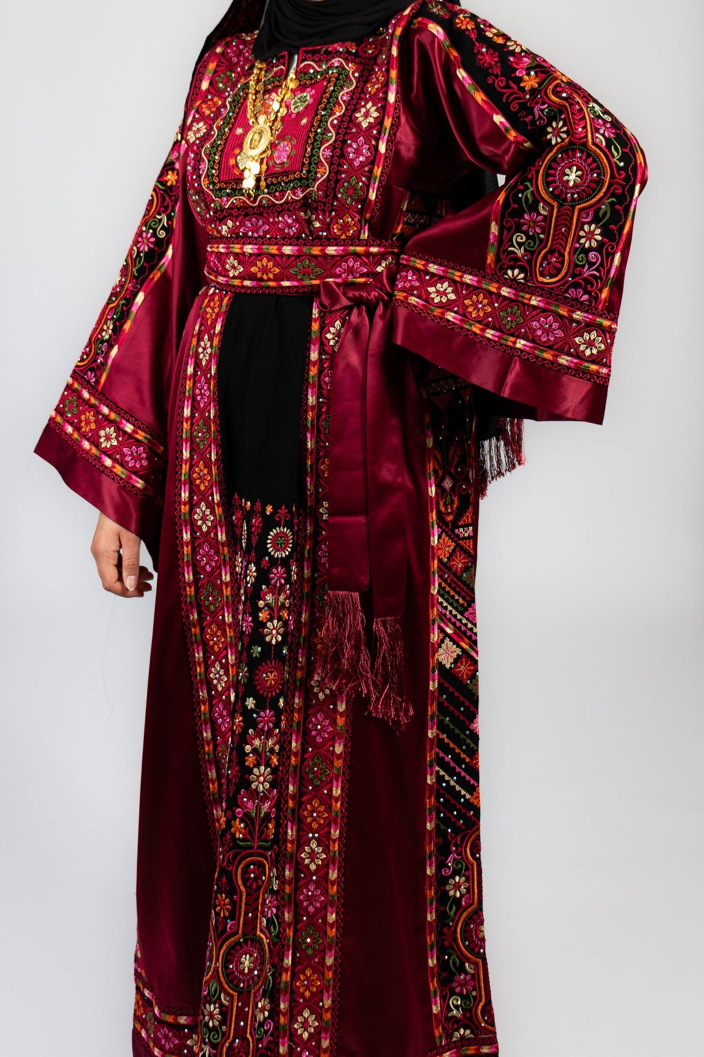 The Diana Thobe - Black & Burgundy Diamond Traditional Full Tatreez Back and Front Thobe With Matching Head Veil