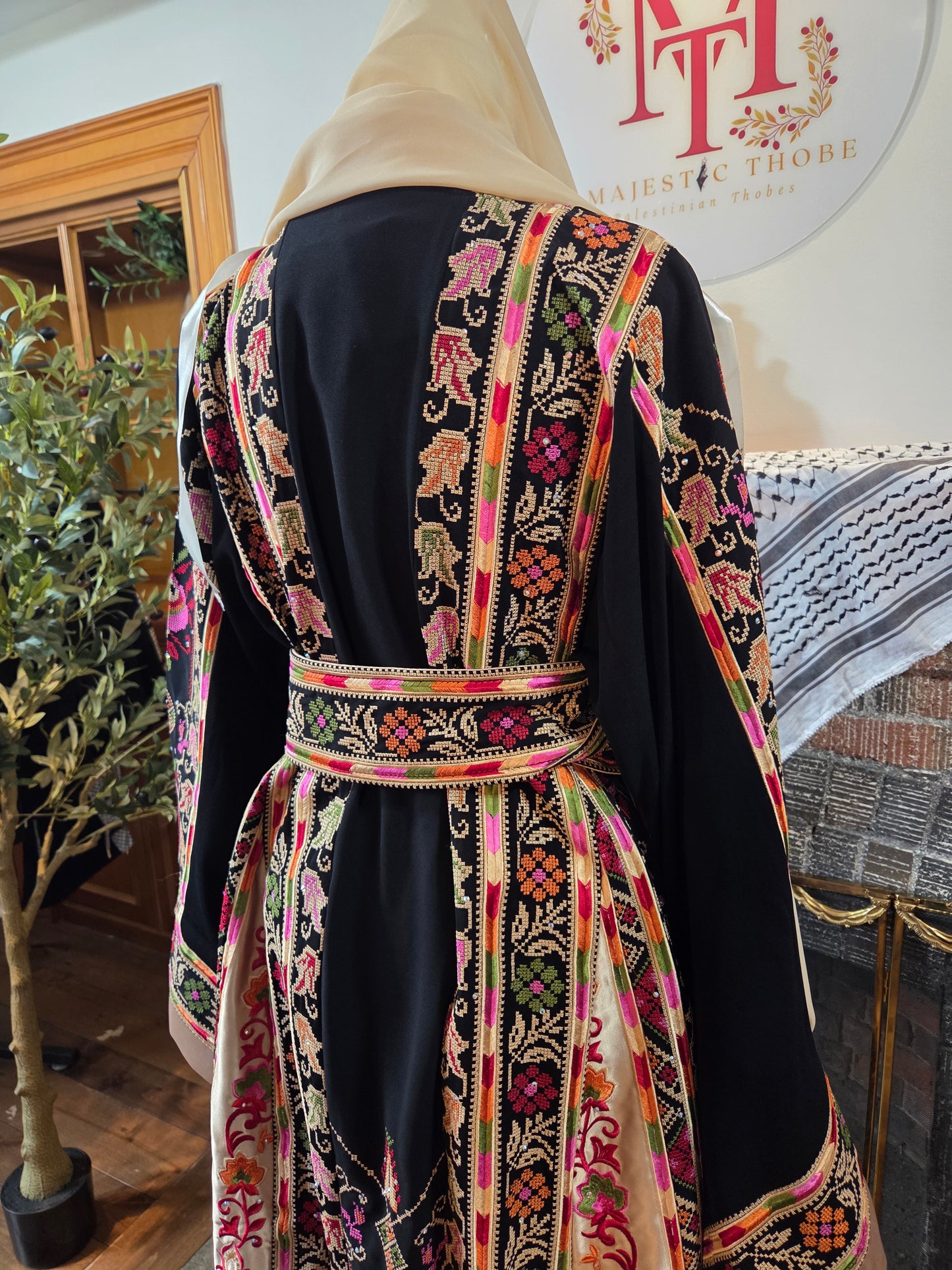 Tulip Thobe - Black Flower Traditional Full Tatreez Back and Front Palestinian Thobe