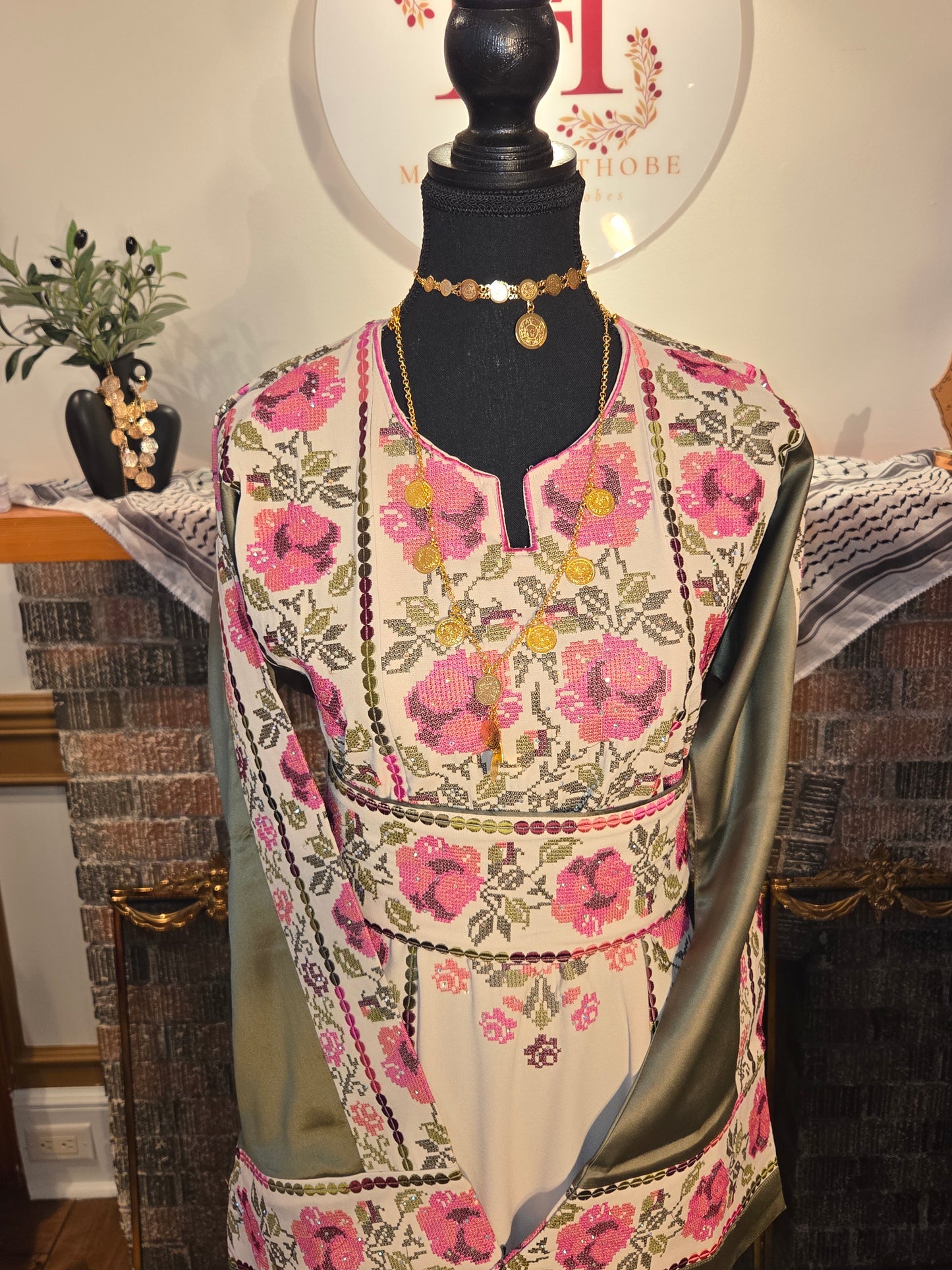 Warda Thobe - Green & Pink Traditional Full Tatreez Back and Front With Satin Thobe