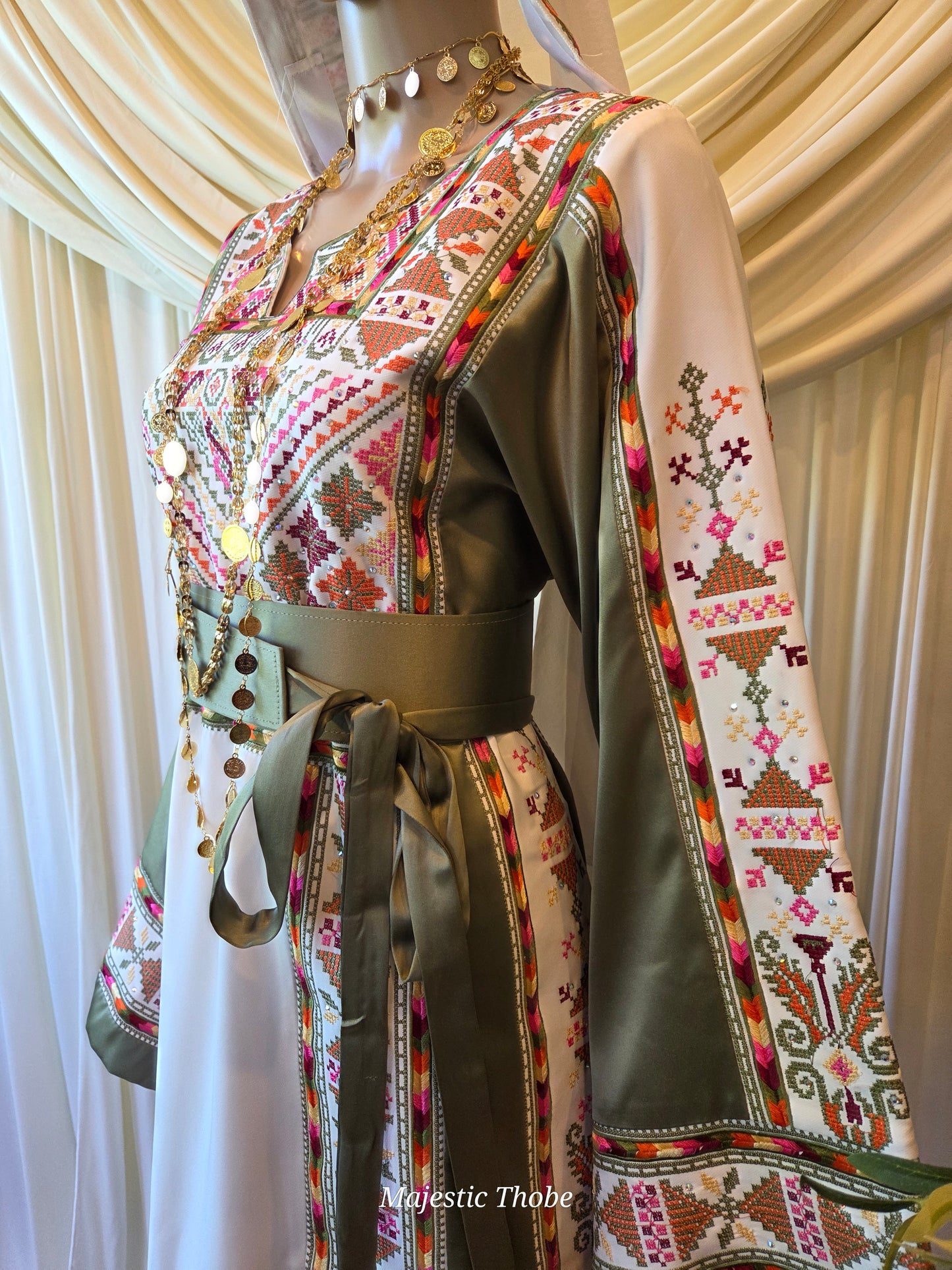 The Ella Thobe -  Green & White Diamond Traditional Full Tatreez Back and Front Thobe With Matching Head Veil