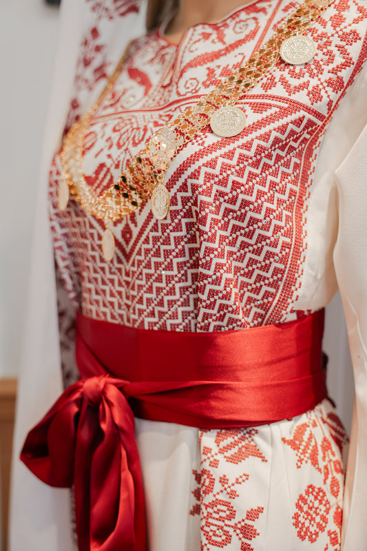 Leyla Thobe Bridal White and Red Traditional Full tatreez Back and Front Thobe With Matching head Veil