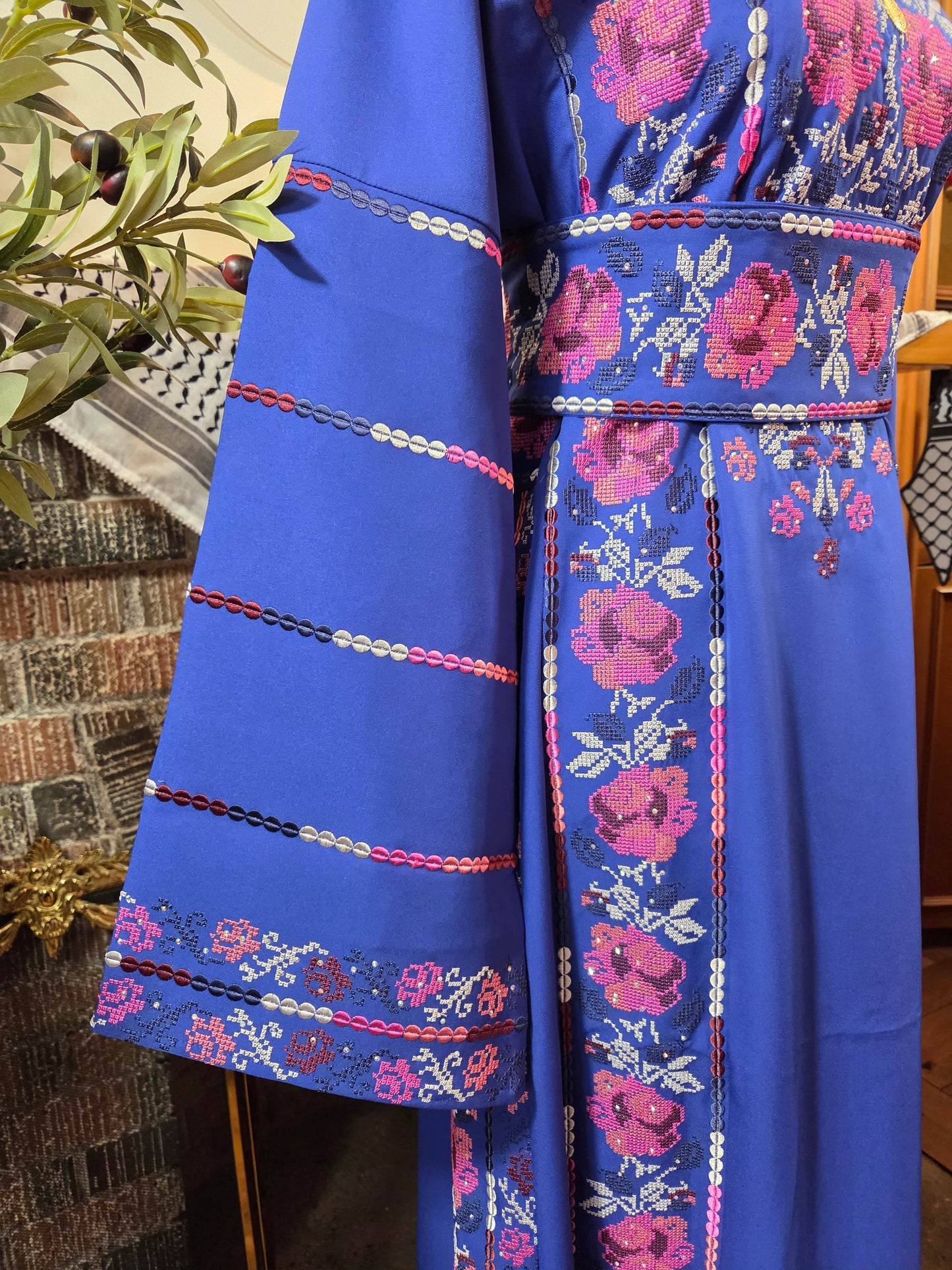 Warda Thobe - Full Blue Traditional Full Tatreez Back and Front With Satin Thobe